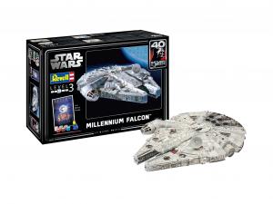 Revell 1/72 Star Wars Millennium Falcon, gift set