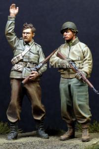 1:35 WW2 US Infantry Set (2 Figures)