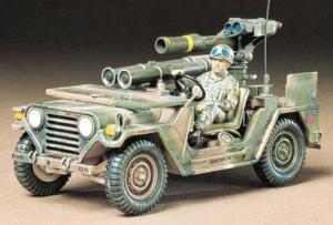 Tamiya 1/35 US M151A2 W/TOW Missle Launcher pienoismalli