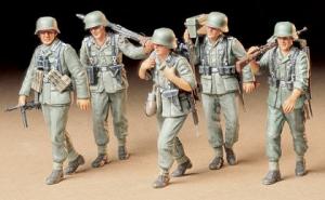 Tamiya 1/35 German Machine Gun Crew On Maneuver figuuri