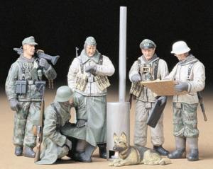 Tamiya 1/35 German Soldiers at Field Briefing figuuri