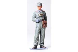 Tamiya 1/16 Wehrmacht Tank Crewman figuuri