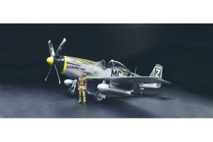 Tamiya 1/32 North American P-51D Mustang pienoismalli