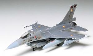 Tamiya 1/72 F-16 FIGHTING FALCON pienoismalli