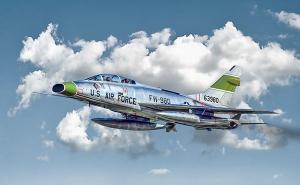 Italeri 1/72 F-100F SUPER SABRE