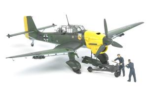 Tamiya 1/48 Ju 87B-2 Stuka w/Bomb Loading set pienoismalli