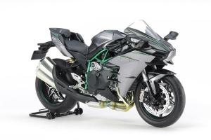 Tamiya 1/12 Kawasaki Ninja H2 Carbon pienoismalli