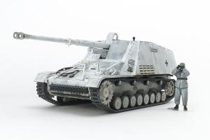 Tamiya 1/48 German SP AT Gun Nashorn pienoismalli