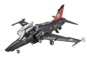 Revell 1:32 BAE HAWK T2