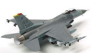 1/72 F-16CJ w/FULL EQUIPMENT