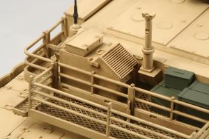 Tamiya 1/35 US M1A2 SEP Abrams TUSK II pienoismalli