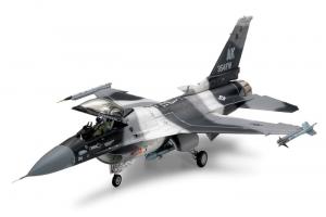 Tamiya 1/48 F-16C/N Aggressor / Adversary pienoismalli