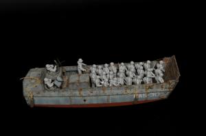 Italeri 1/35 LCVP with US INFANTRY