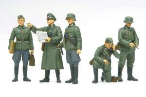 Tamiya 1/35 German Field Commander figuuri