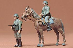 Tamiya 1/35 German Mounted Infantry figuuri