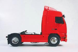 Tamiya RC Volvo FH12 full op. Red RTR 