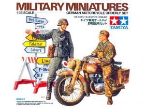 1/35 German Motorcycle Orderly Set