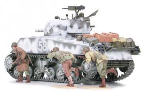 Tamiya 1/35 M4A3 Sherman 105mm pienoismalli