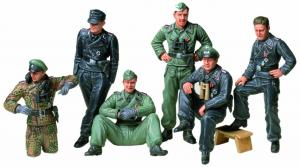 Tamiya 1/35 German Tank Crew at Rest figuuri