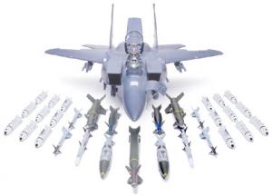 Tamiya 1/32 F-15E Strike Eagle "Bunker Buster"