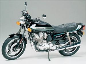 Tamiya 1/6 HONDA CB750F pienoismalli