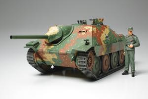 Tamiya 1/35 Hetzer Mid production pienoismalli