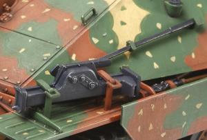 Tamiya 1/35 Hetzer Mid production pienoismalli