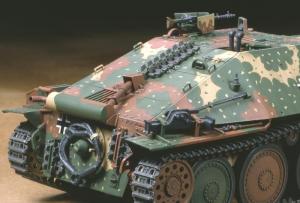 Tamiya 1/35 Hetzer Mid production pienoismalli