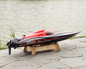 Alpha 1000mm Brushless V-Boat ARTR Red