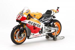 Tamiya 1/12 REPSOL HONDA RC213V '14 pienoismalli