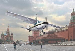 Italeri 1/48 CESSNA Landing on Red Square 1987