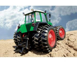 Carson 1:14 Fendt Trac Double Wheel