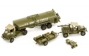 1/72 USAAF 8th Air Force Bomber Resupply Set 