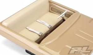 Classic Interior (Clear) for most 1:10 Crawler Bodies (with