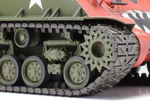 Tamiya 1/35 M4A3E8 SHERMAN “EASY EIGHT" Korea pienoismalli