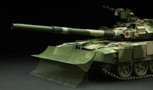 1:35 Russian Tank T-90 w/TBS Tank Dozer