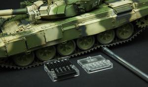 1:35 Russian Tank T-90 w/TBS Tank Dozer