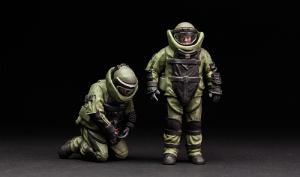 1:35 U.S. explosive ordnance disposal specialists and robot

