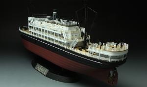 1:150 THE CROSSING (The FIRST MENG SHIP MODEL)