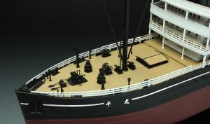 1:150 THE CROSSING (The FIRST MENG SHIP MODEL)