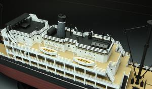 1:150 THE CROSSING (The FIRST MENG SHIP MODEL)