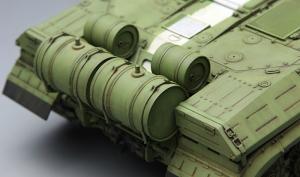 1:35 Soviet T-10M Heavy Tank