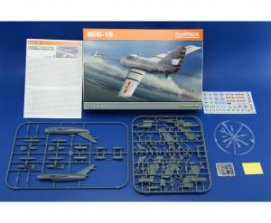 1:72 MiG-15  Profi Pack