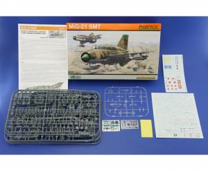 1:48 MiG-21 SMT Profipack