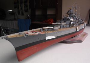 1:200 German Bismarck Battleship