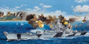 Trumpeter 1:200 USS Iowa BB-61