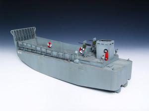 1:35 WWII US Navy LCM (3) Landing craft