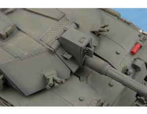 1:35 British Challenger2 Enhanced Armour