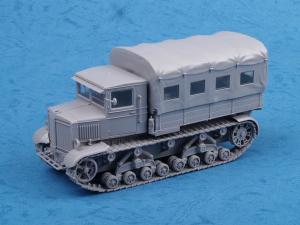 Trumpeter 1:35 Voroshilovets Tractor