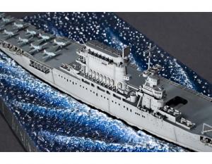 1:700 USS Essex CV-9